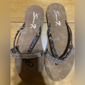PreOwned Ladies Size 9 Seven7 Brown Leopard Print Women's Sandals